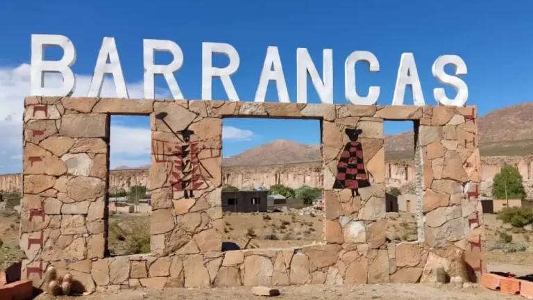 Barrancas – Abdón Castro Tolay