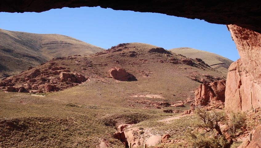 Vista desde el interior de la cueva del Inca