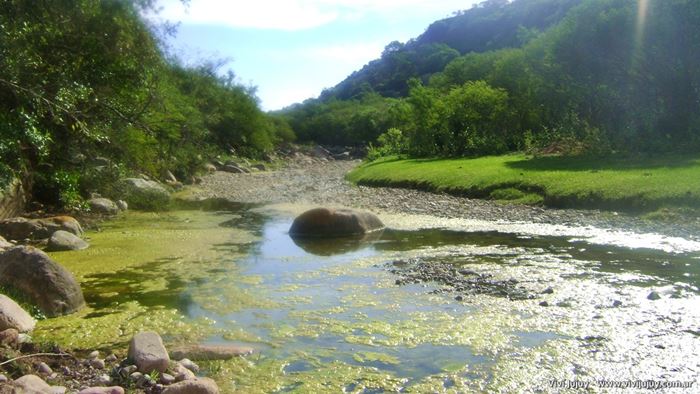 Río Escaleras