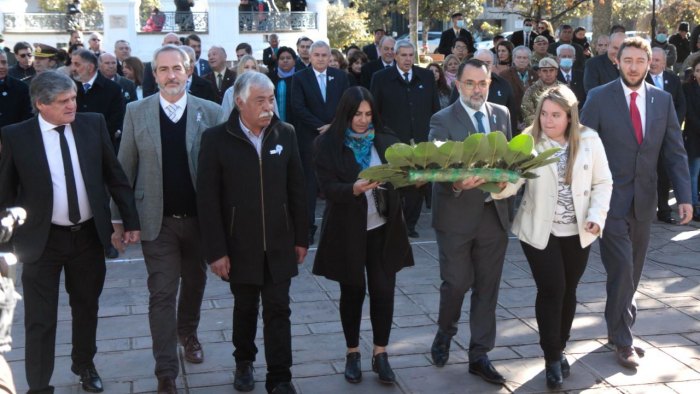 Entrega de Ofrenda Floral