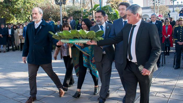 Entrega de Ofrenda Floral