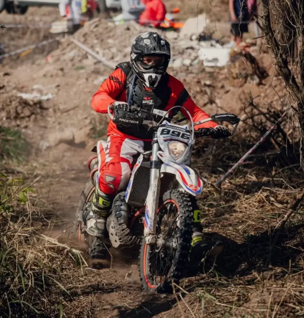 Enduro en la Ciudad Cultural de Jujuy