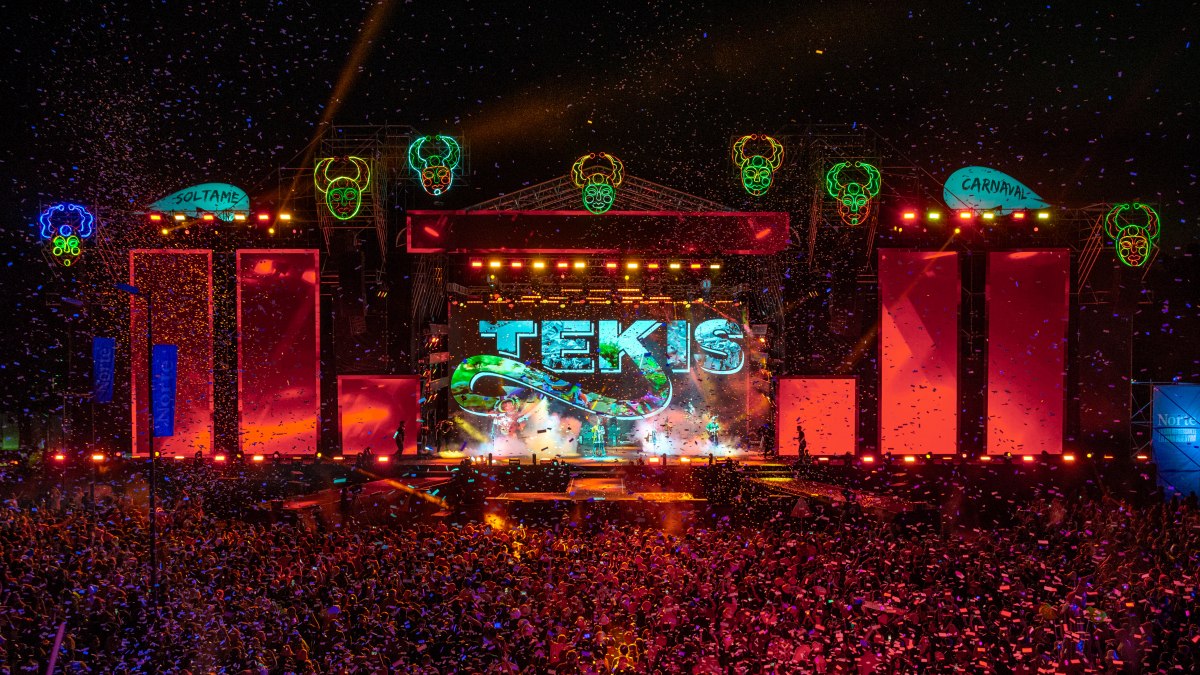 Carnaval de Los Tekis escenario