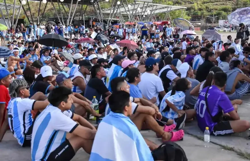 Pantalla para ver el mundial en Ciudad Cultural